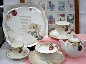 �i���~�{�[���`���C�i�@�t�����[�t�F�A���[